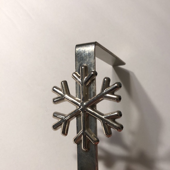 Set 3 Metal Stocking Hangers - Picture 6 of 9